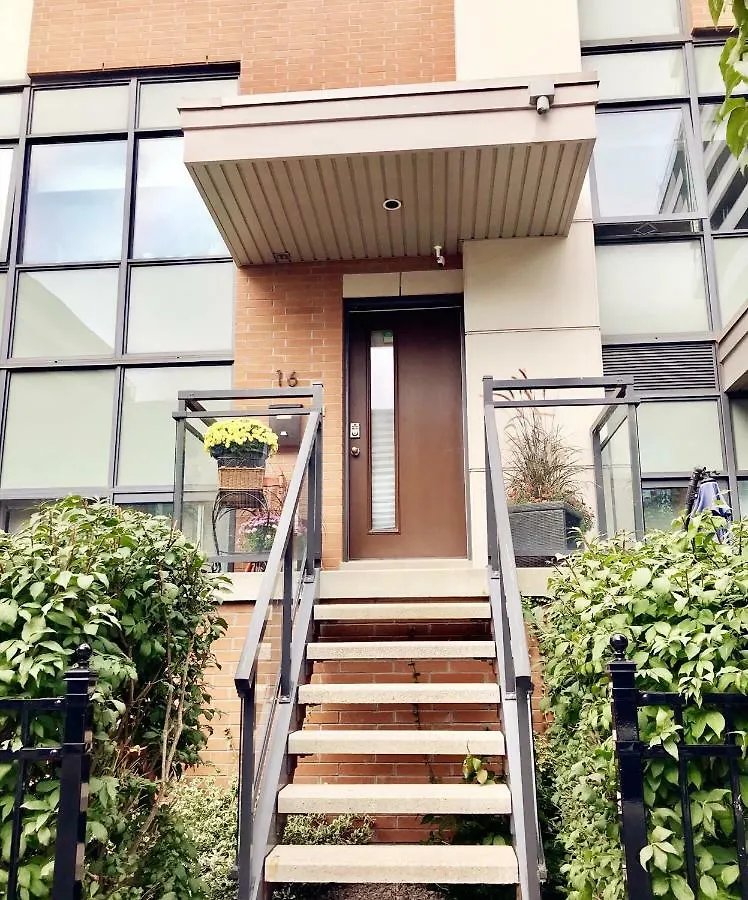 Home In Downtown Toronto